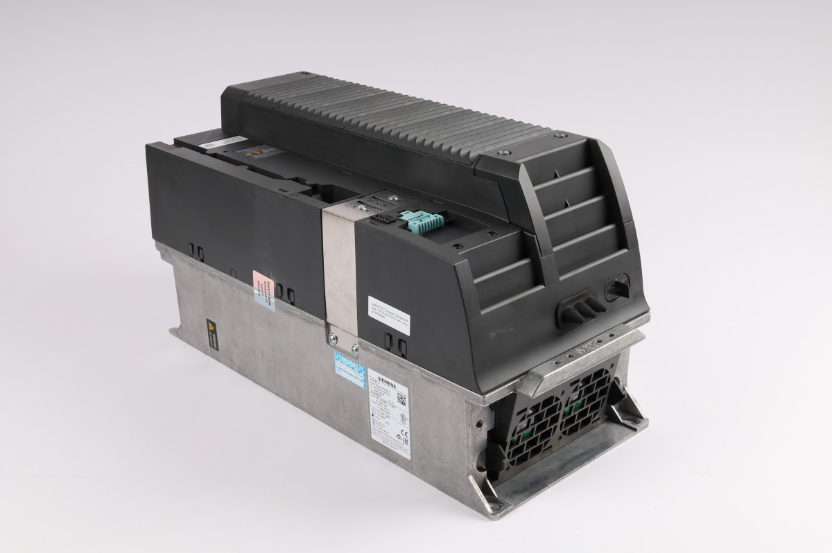 SIEMENS 6SL3210-1PE26-0AL0